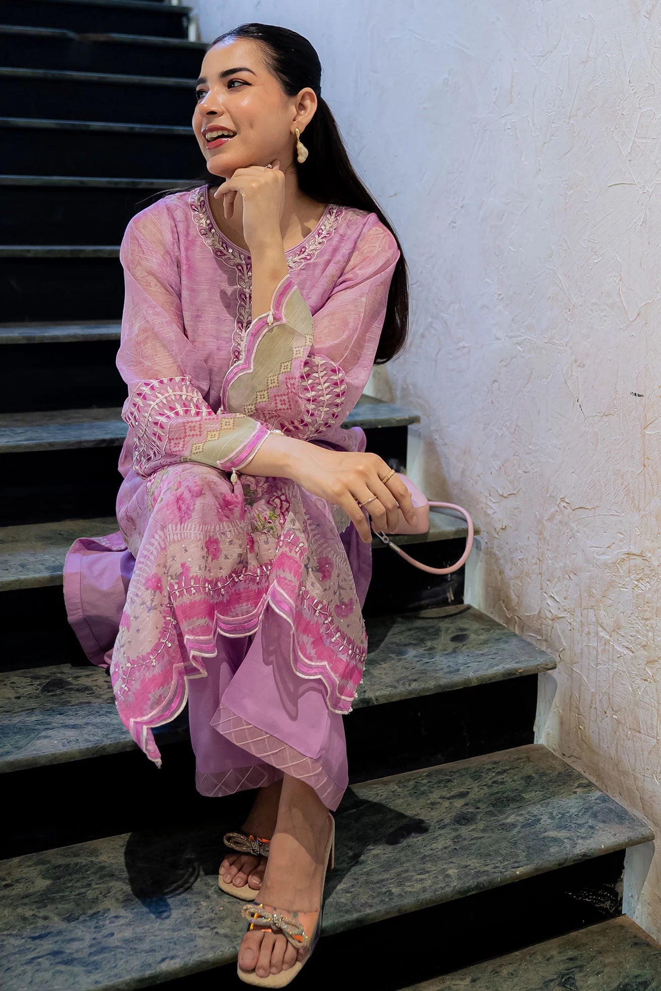 Lilac Embroidered Kurta Set (Munar)